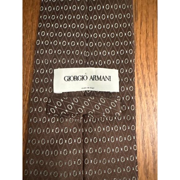 Giorgio Armani Brown with Silver Colored Design Men's Necktie Tie 100 Silk Italy - Picture 5 of 5